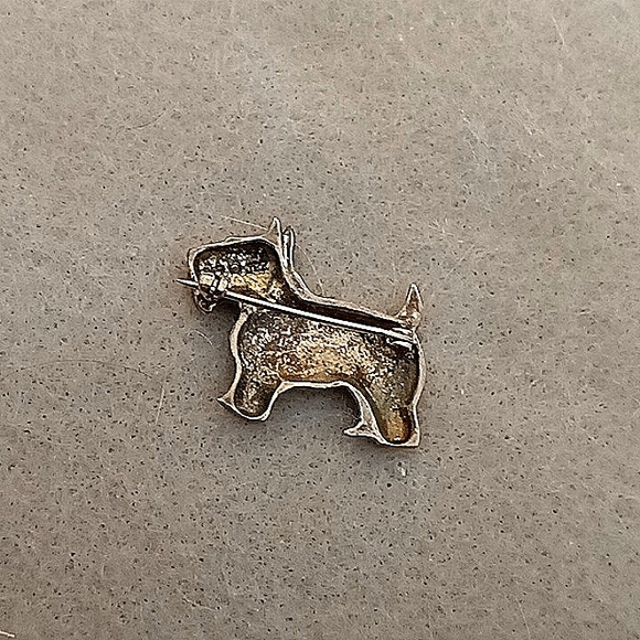 💕Sterling Scottie Dog pin - Picture 2 of 2